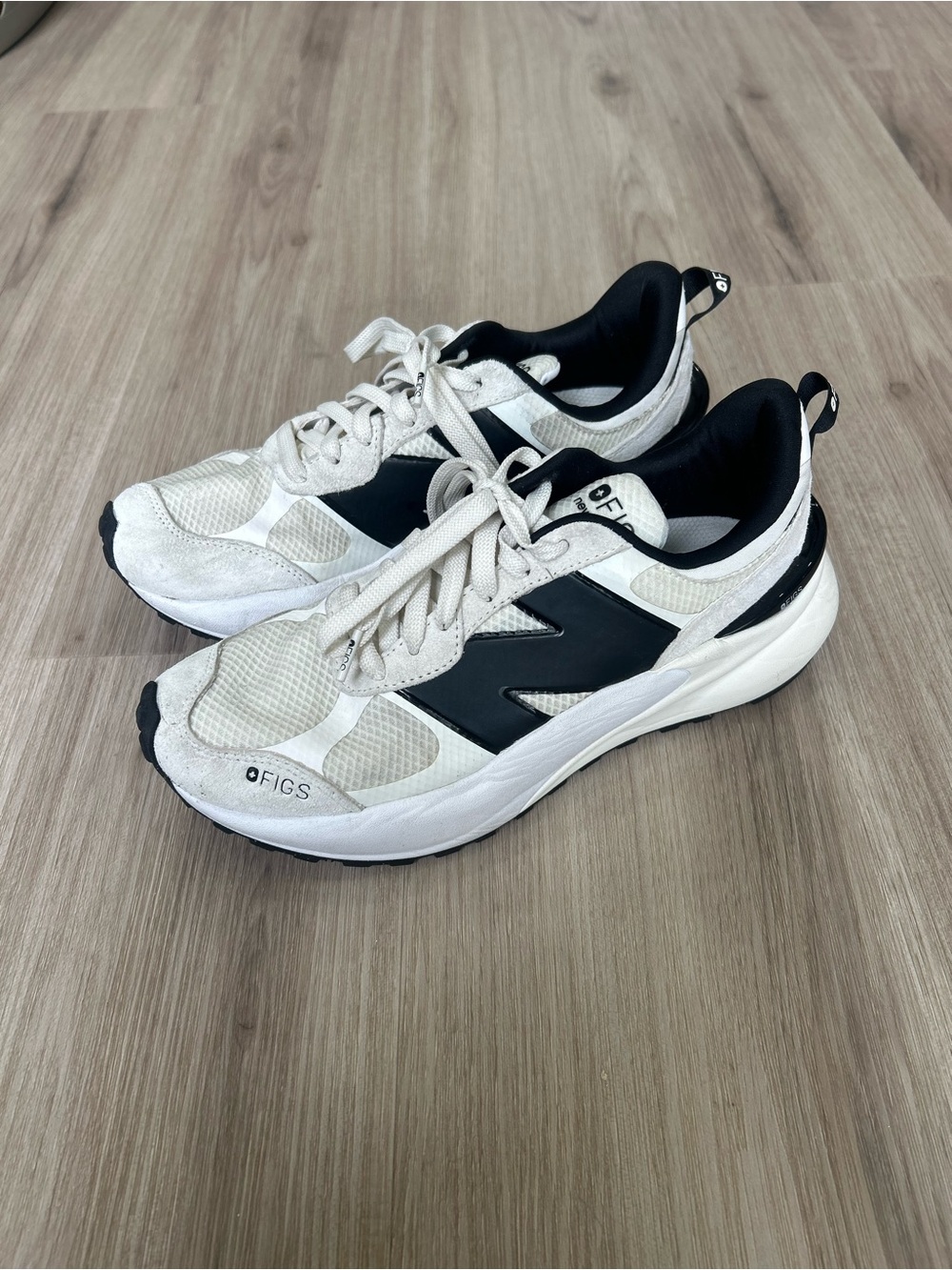 FIGS x New Balance 3447 Cream Black Athletic Nursing Sneakers Size Women 9.5